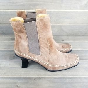 Me Too ‘Marge’ Leather Ankle Boots